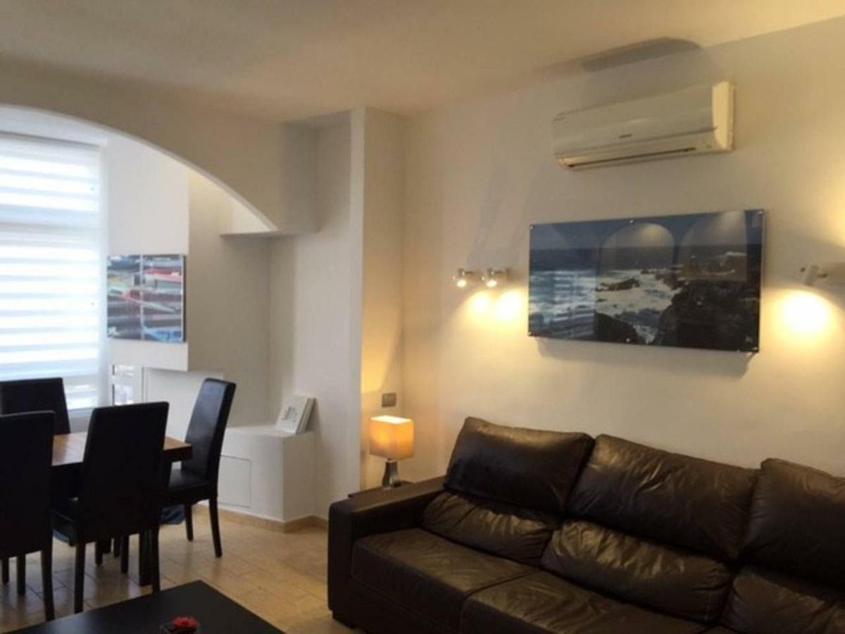 Luxury Apartment Cristianos Beachfront 로스크리스티아노스 외부 사진
